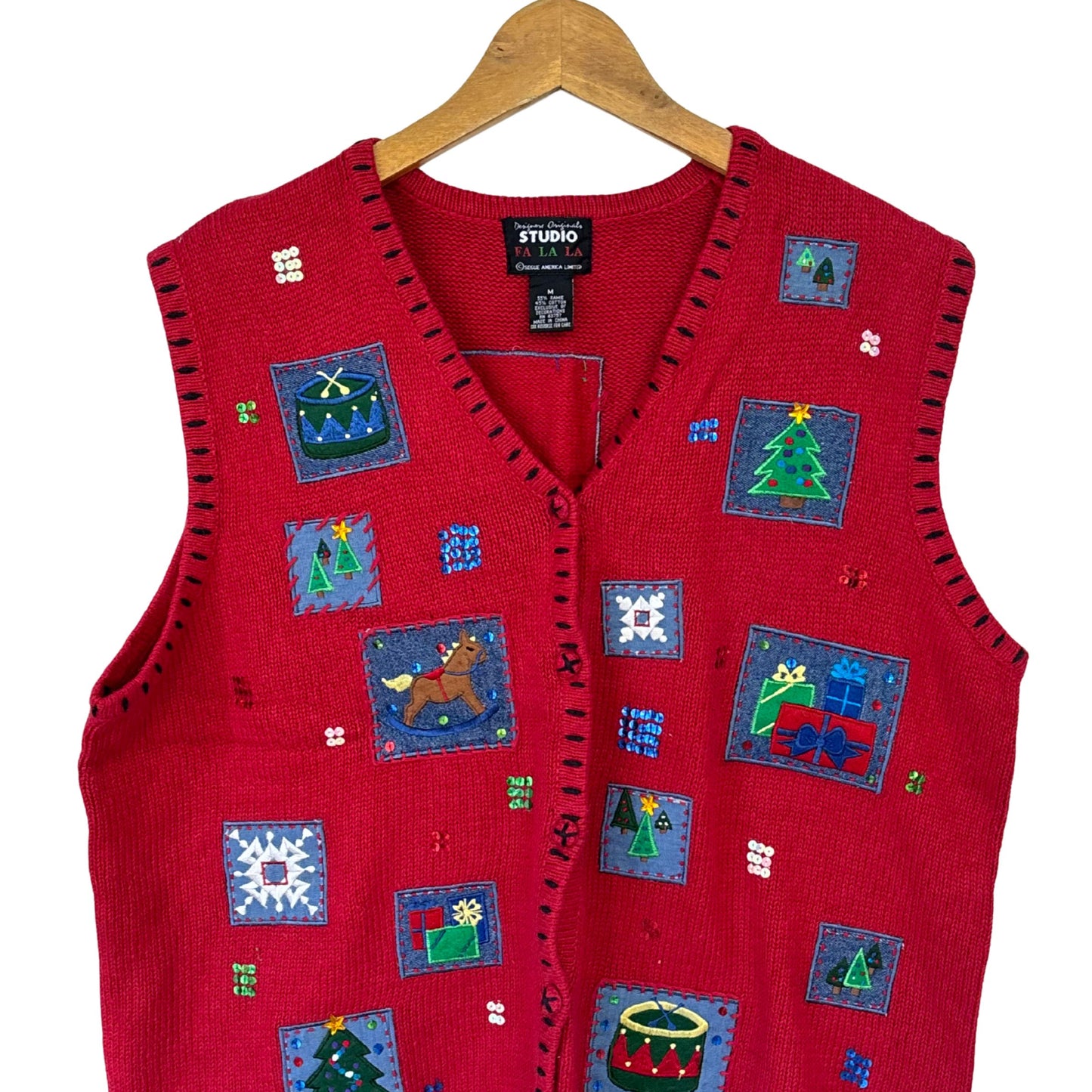 Trinket Red Vest