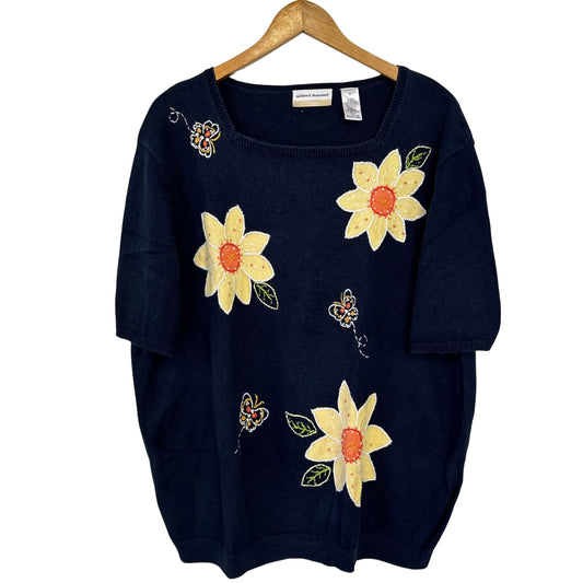 Navy Floral Flash