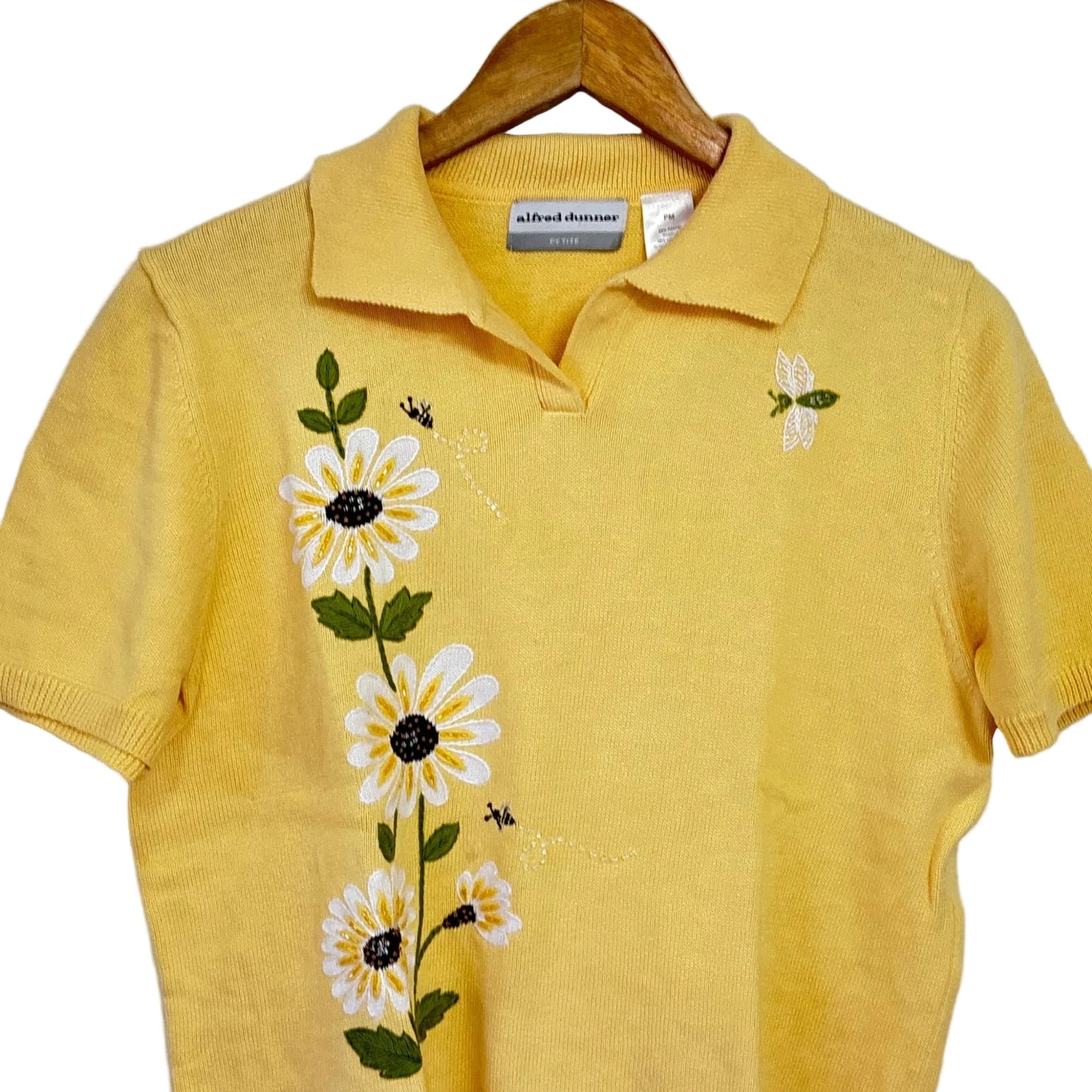 Sunny Daisy Buzz