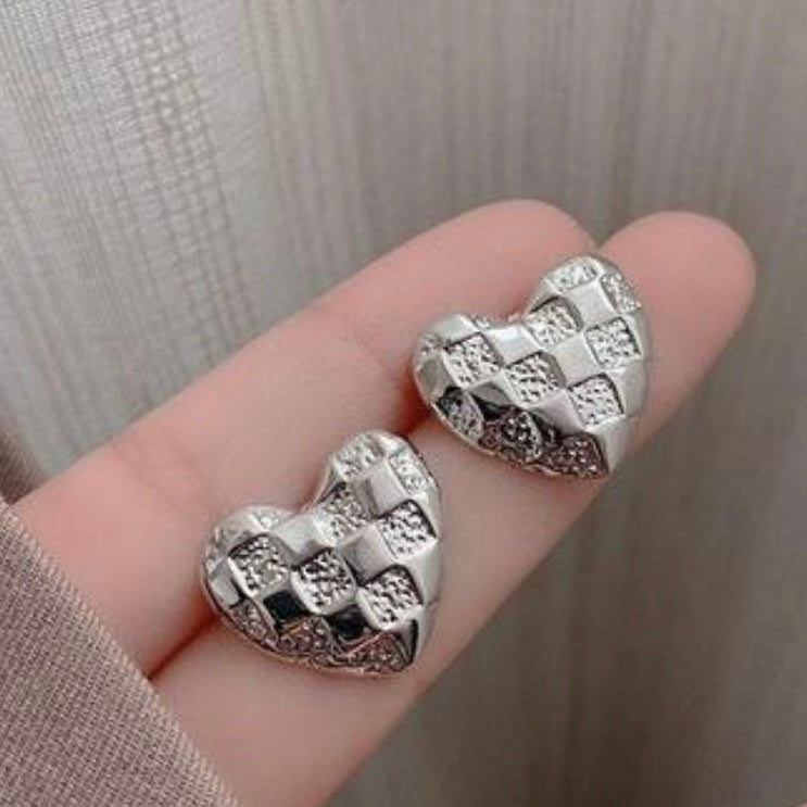 Silver Hearts