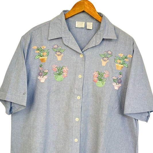 Potted Bloom Button Up