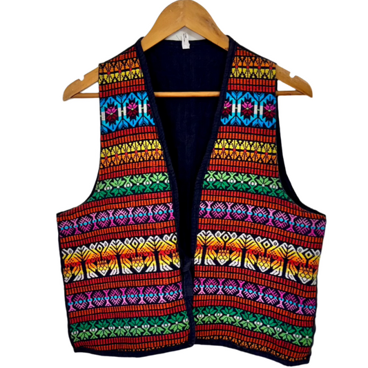 Lura Vest