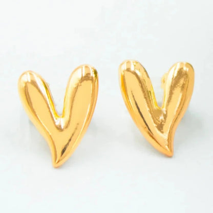 Heartthrob Stud Earrings