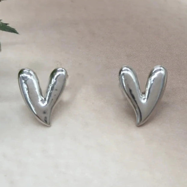 Heartthrob Stud Earrings