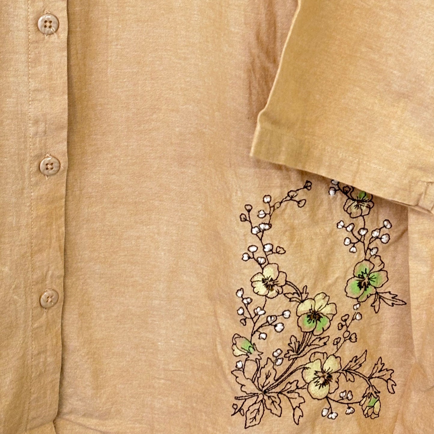 Beige Bloom Button Bliss