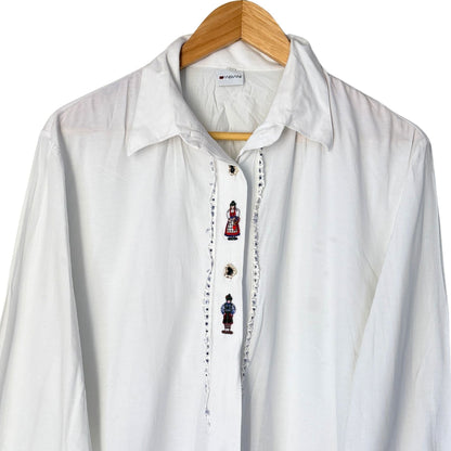 Folk Couple Placket