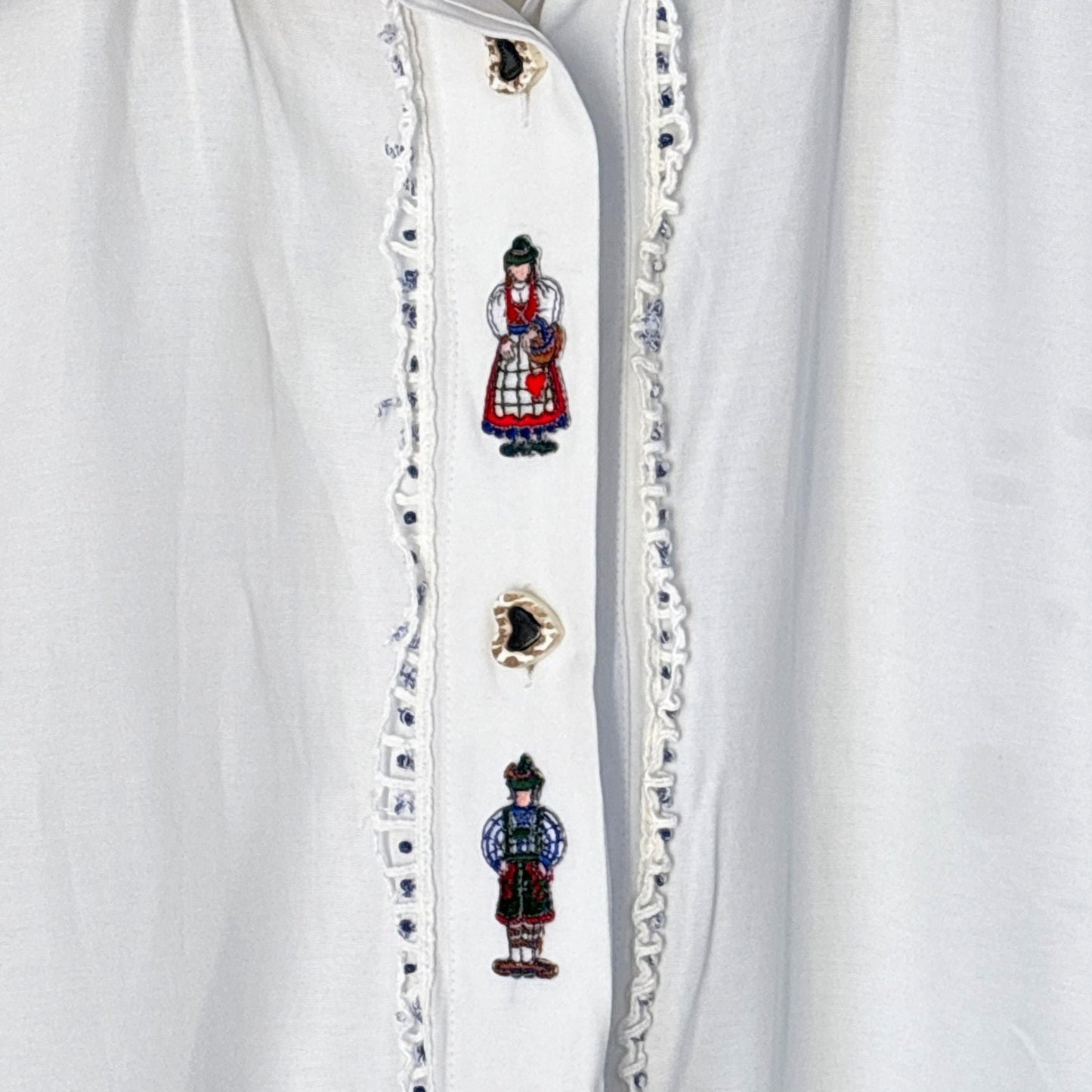 Folk Couple Placket