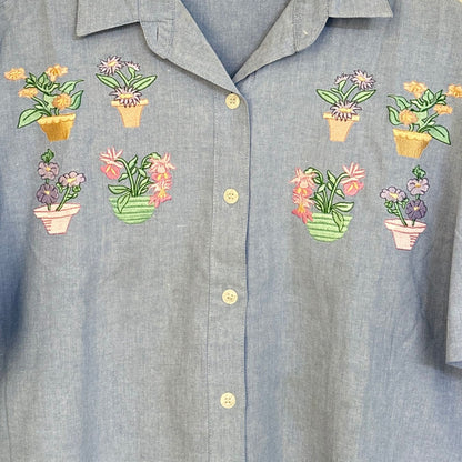 Potted Bloom Button Up